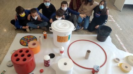 Classe quinta Laboratorio 2 - "A tutto tondo" - alla scoperta di relazioni speciali