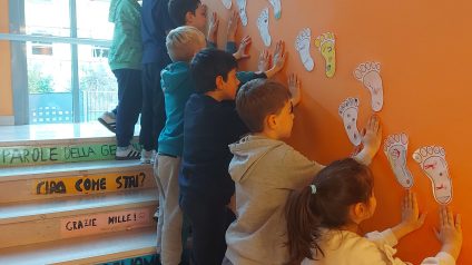 Immagine di Diritti in festa alla Scuola Primaria di Lodrone