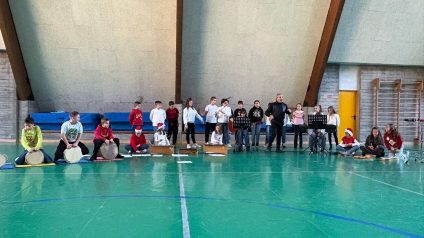 Immagine di Saggio di musica 6