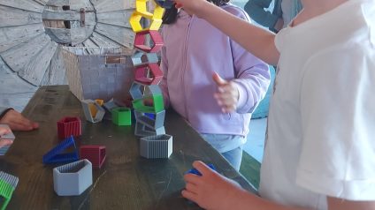 Immagine di Passo dopo passo, insieme: la scuola che fa squadra!