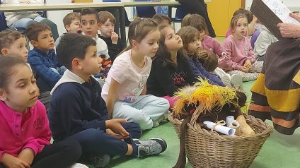 Immagine di La storia prende vita a scuola con i Lanzichenecchi