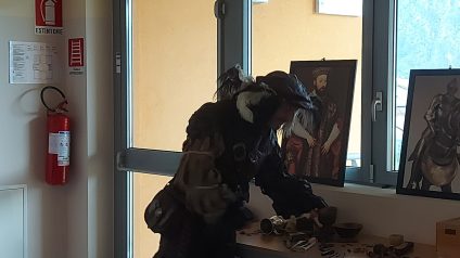 Immagine di La storia prende vita a scuola con i Lanzichenecchi