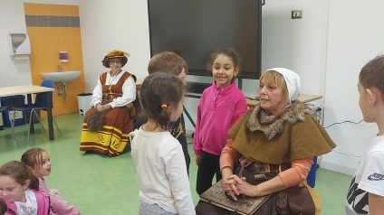 Immagine di La storia prende vita a scuola con i Lanzichenecchi