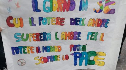Immagine di La “Marcia della Pace” alla SSPG di Pieve di Bono
