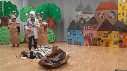 Immagine di Progetto Continuità “Meno carta… Mangiacarta”