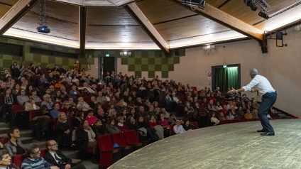 Immagine di “Questi che guida in alto li occhi miei”  – Educare ed educarsi con Dante –  a cura del prof. Gregorio Vivaldelli