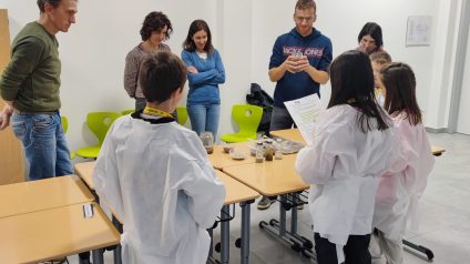 Immagine di Alla scoperta del suolo: il percorso di scienze delle classi quarte