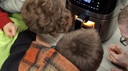 Immagine di Un dolce compito di realtà: pesare, misurare e… gustare!