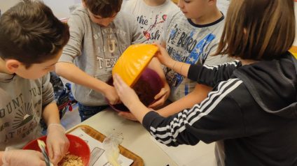 Immagine di Allacciate il grembiule: prepariamo il salame di cioccolato
